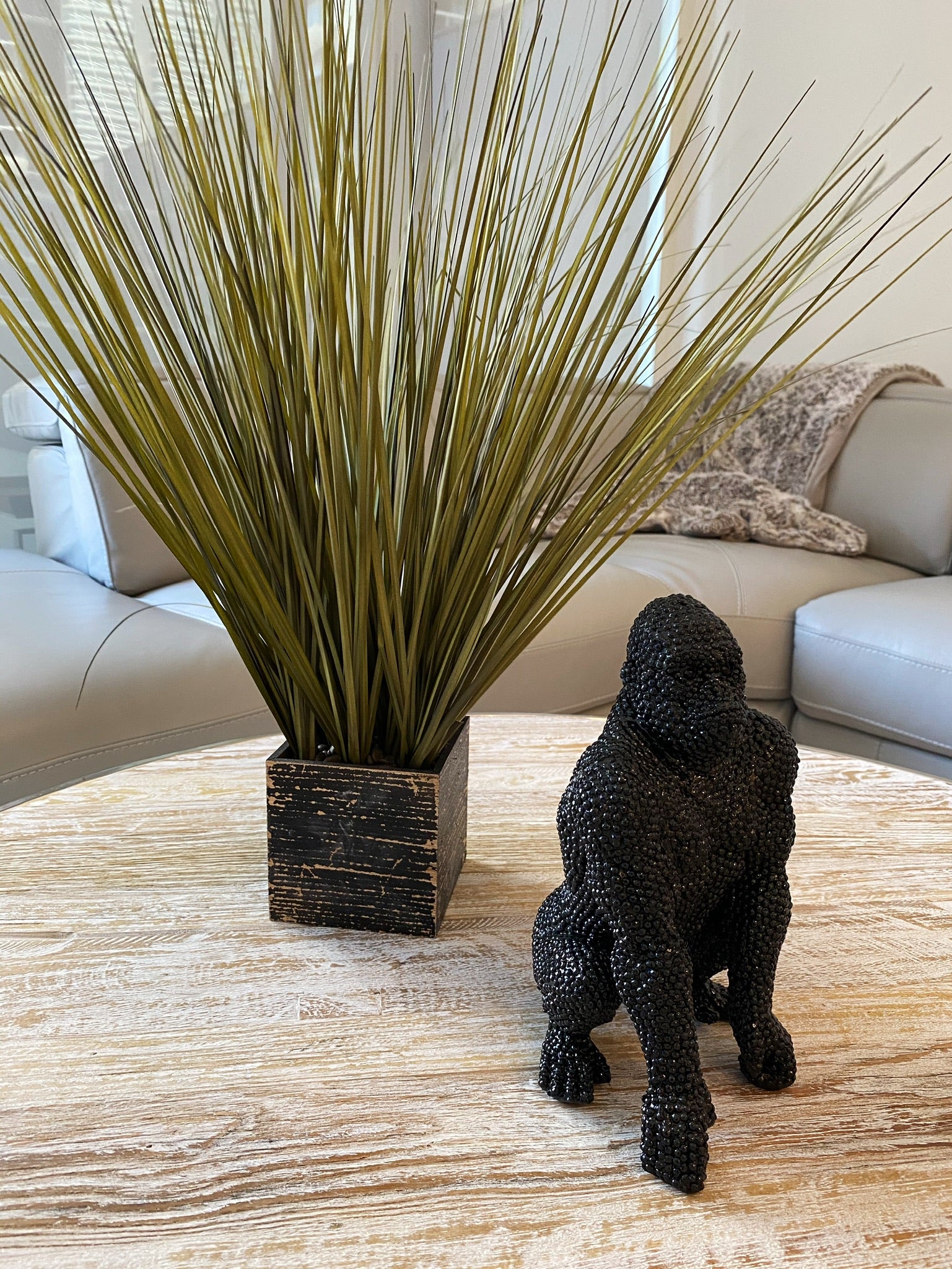 Black Gorilla Sculpture - Expo Home Decor